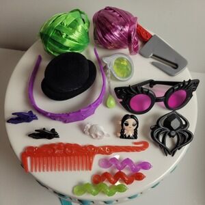 Cousin IGNATIUS ITT Styling Head ACCESSORIES ONLY The Addams Family